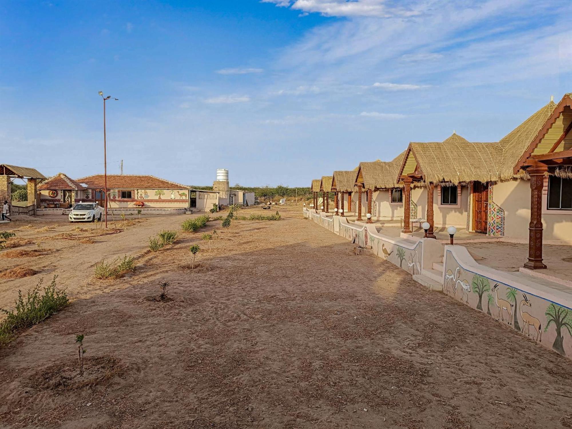 Dholavira Village Resort Eksteriør billede