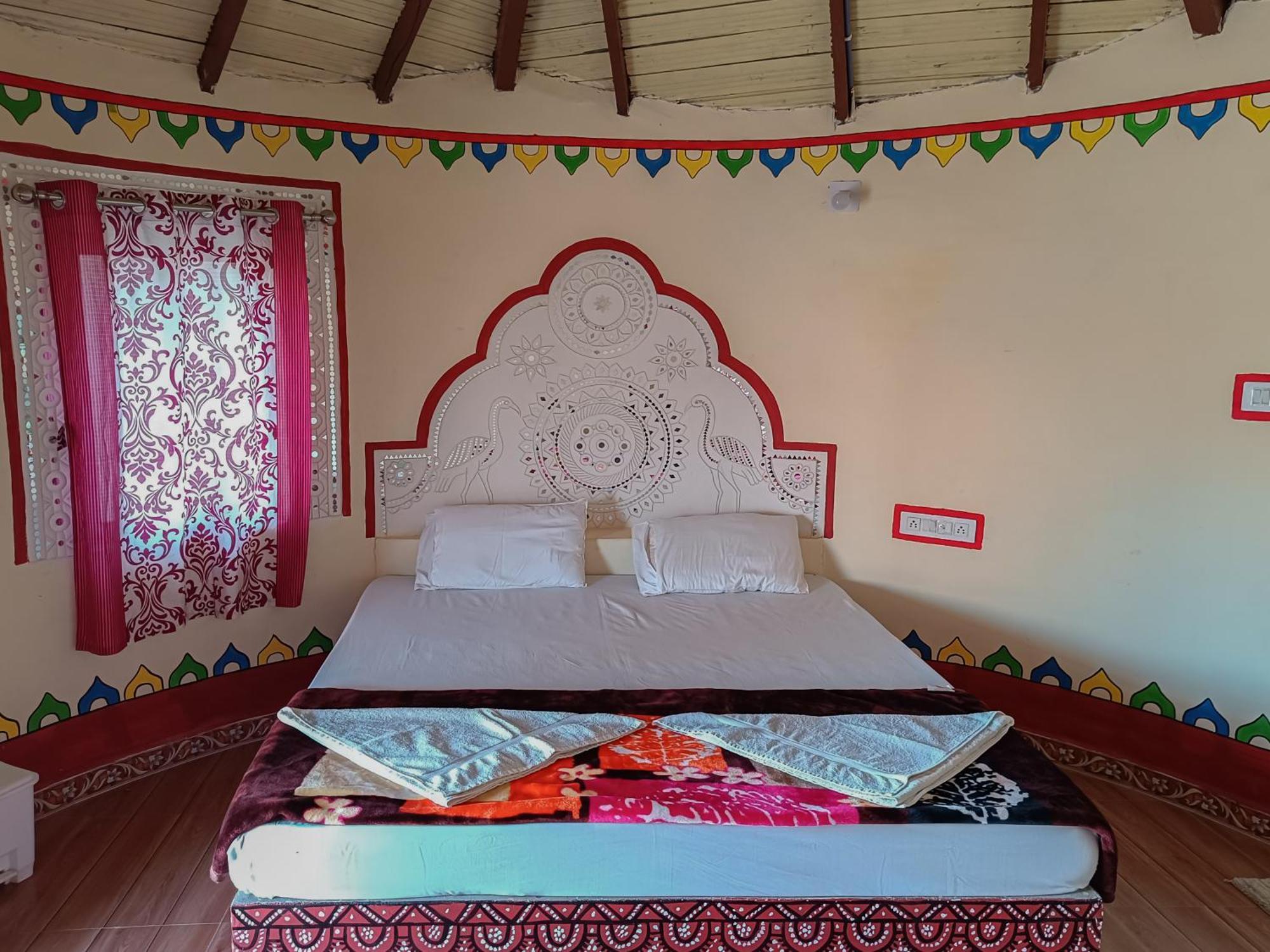 Dholavira Village Resort Eksteriør billede